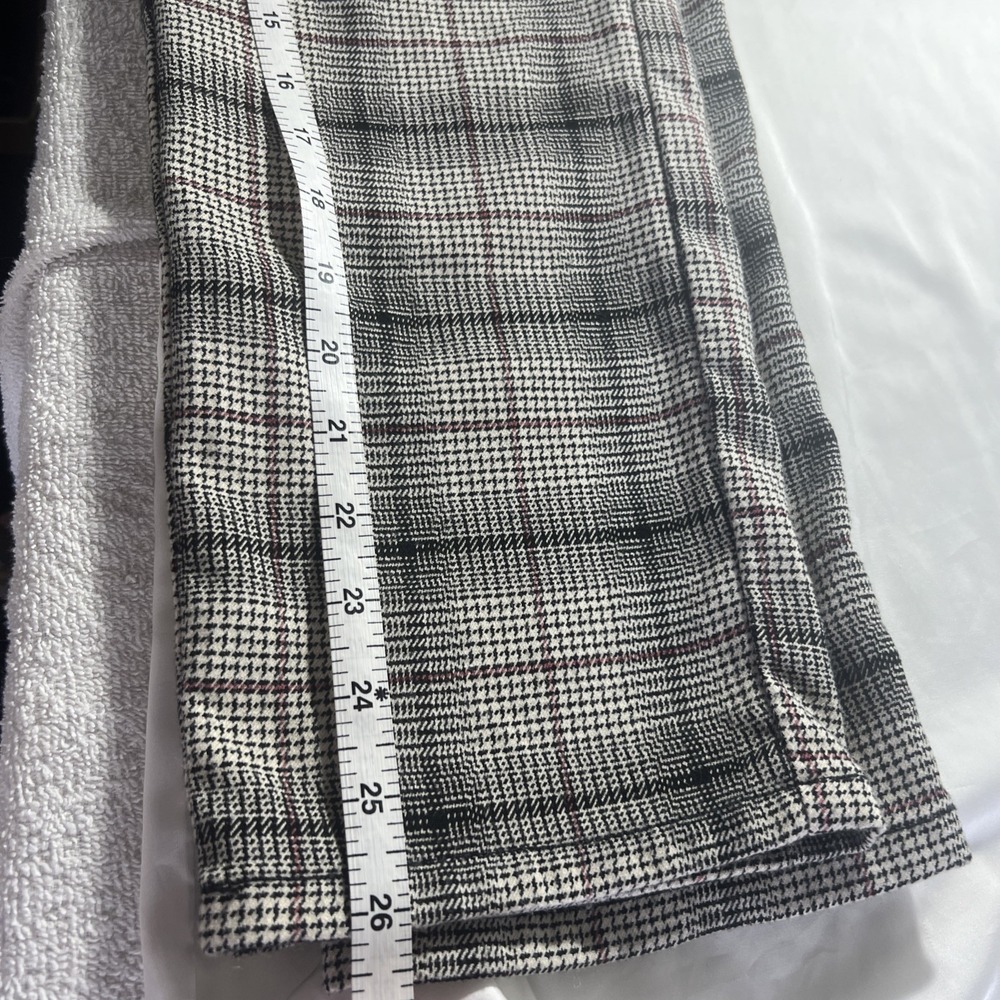 American Eagle Stretch Women's Plaid Pants Size 6 Red Black Tan Button Zip - Picture 8 of 8